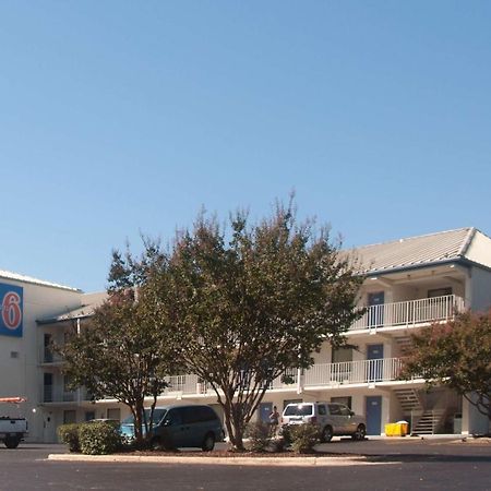 Motel 6-Raleigh, Nc - Cary Eksteriør bilde