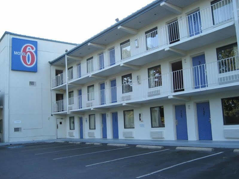 Motel 6-Raleigh, Nc - Cary Eksteriør bilde