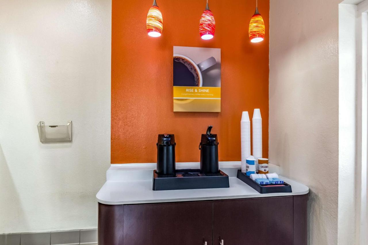 Motel 6-Raleigh, Nc - Cary Eksteriør bilde