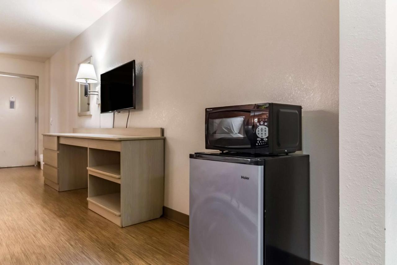 Motel 6-Raleigh, Nc - Cary Eksteriør bilde